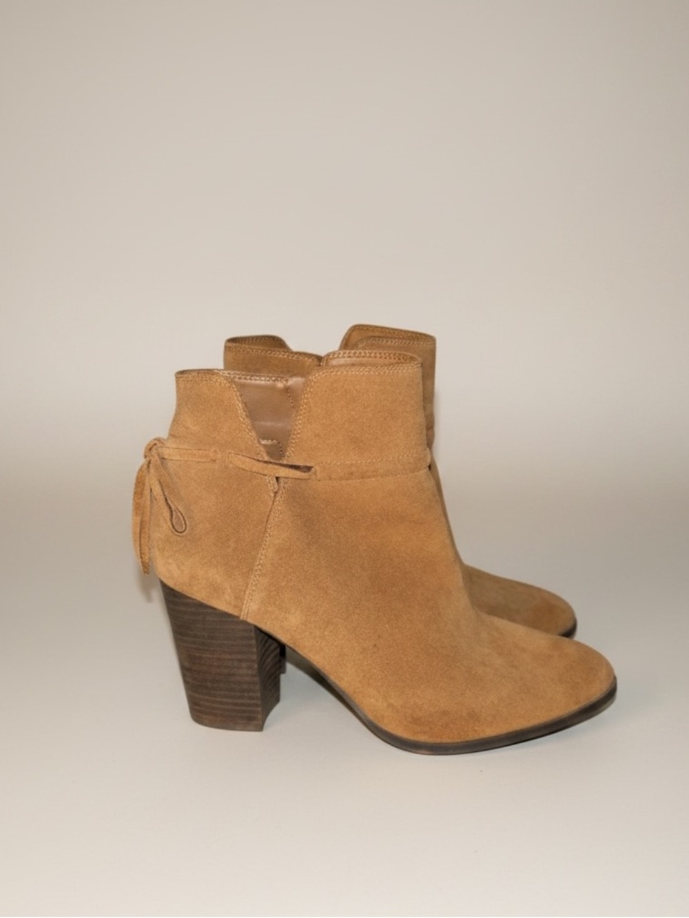 Gibson Latimer Cow leather Heel Ankle booties size 9